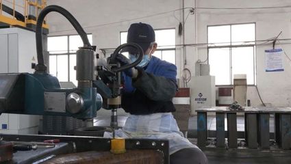 博望區(qū)千方百計扶持企業(yè)穩(wěn)崗穩(wěn)產(chǎn)