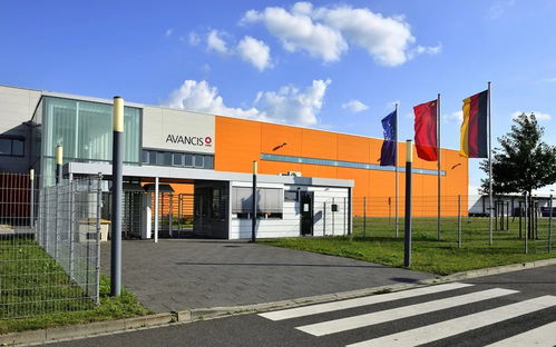 中國建材集團銅銦鎵硒光電轉換率再破世界紀錄，引領建筑材料技術新突破