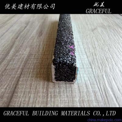 新款金剛砂防滑條性能特點及其在平條坡道中的應用與建筑材料技術(shù)開發(fā)趨勢